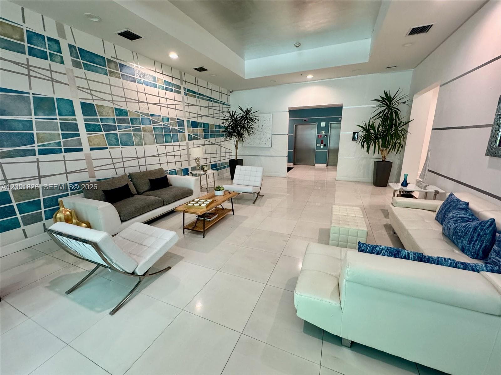 1723 SW 2nd Ave # 704, Miami FL 33129 photo 2