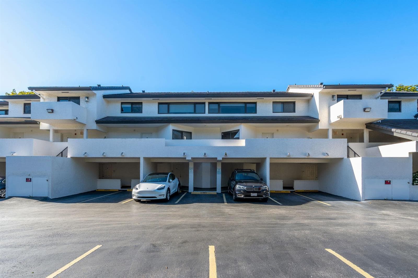 5750 Turin Street # 206, Coral Gables FL 33146