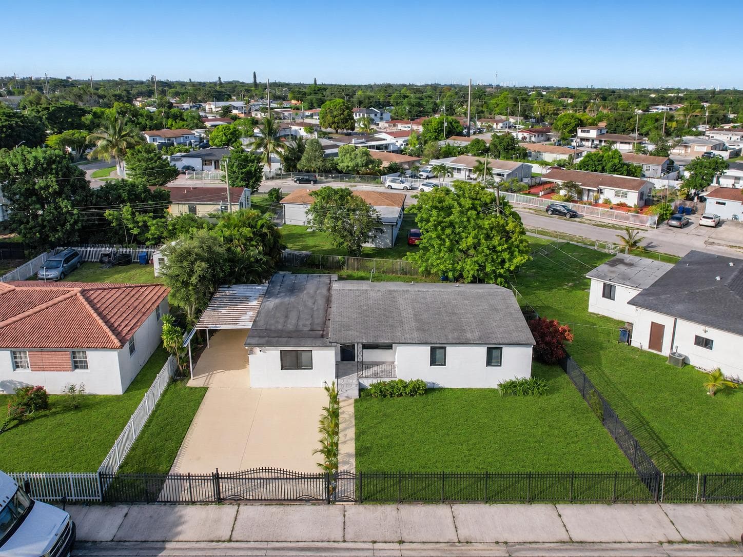 9001 NW 32nd Ct Road, Miami FL 33147 photo 2