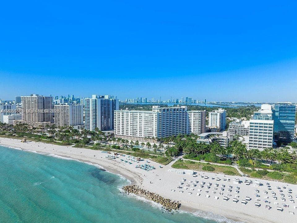 2899 Collins Ave # 1734, Miami Beach FL 33140 photo 2