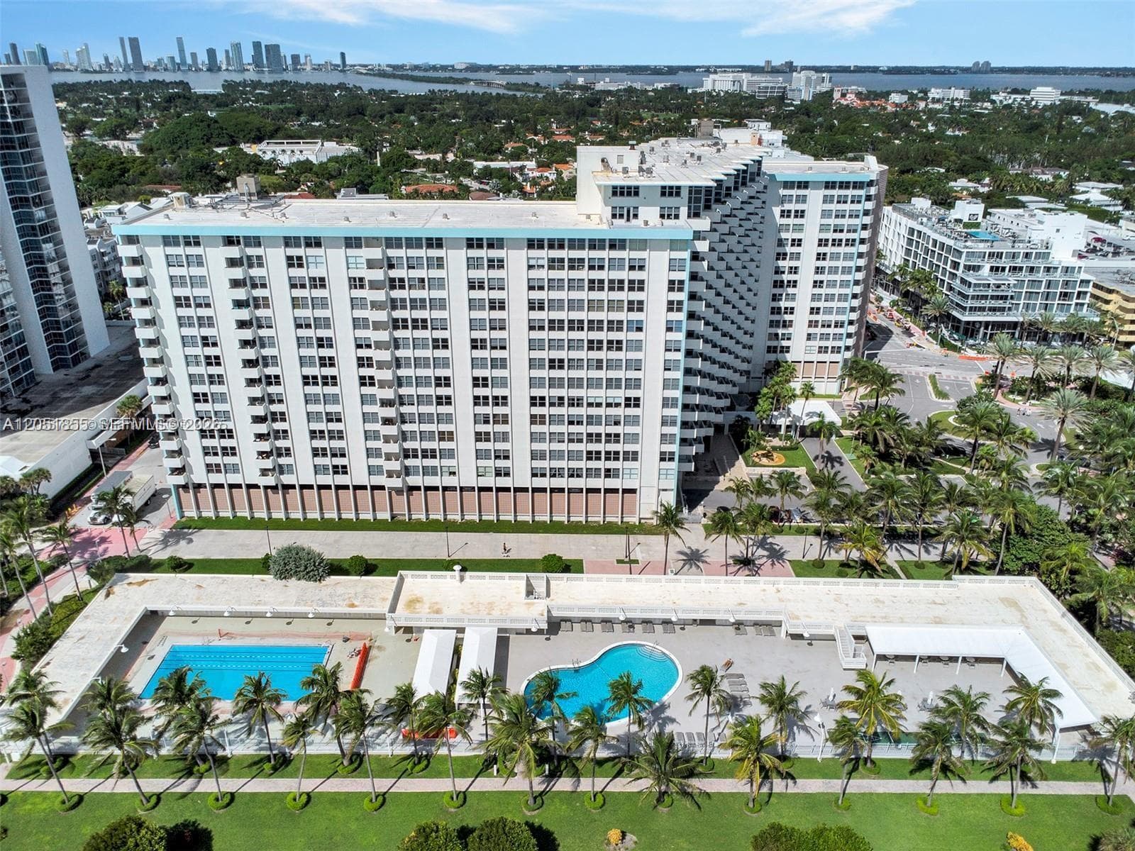 2899 Collins Ave # 1734, Miami Beach FL 33140 photo 4