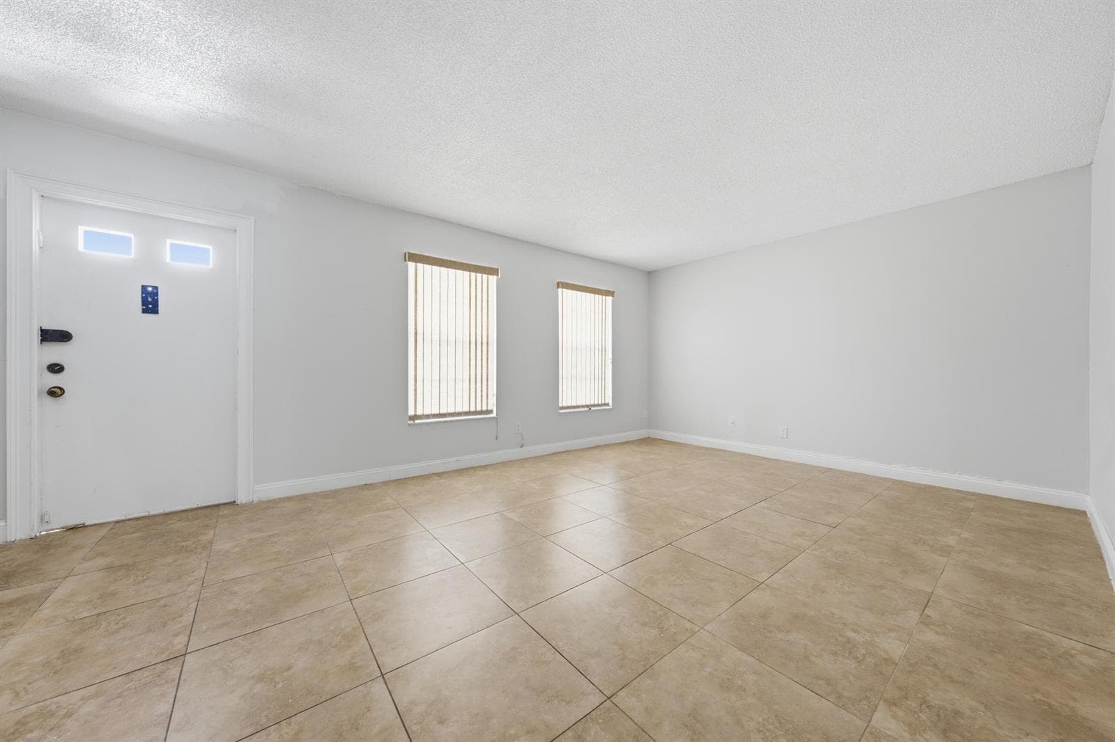52 Canterbury Lane, Tamarac FL 33319 photo 5