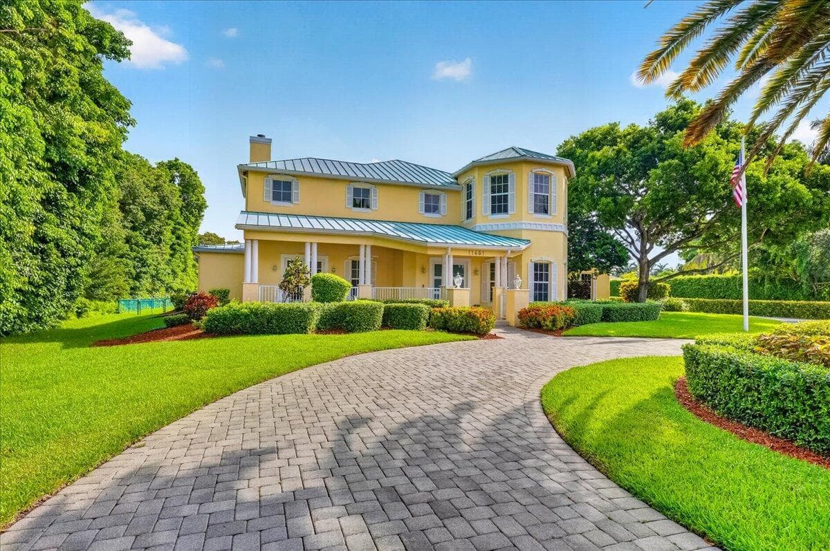 11651 SW 3rd Street, Plantation FL 33325