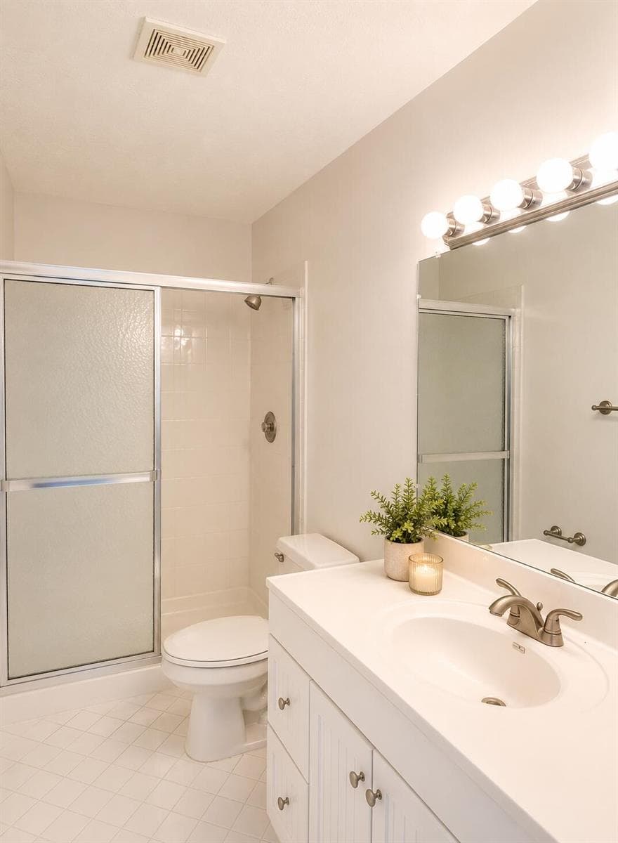1433 Captains Walk # 18a, Fort Pierce FL 34950 photo 5