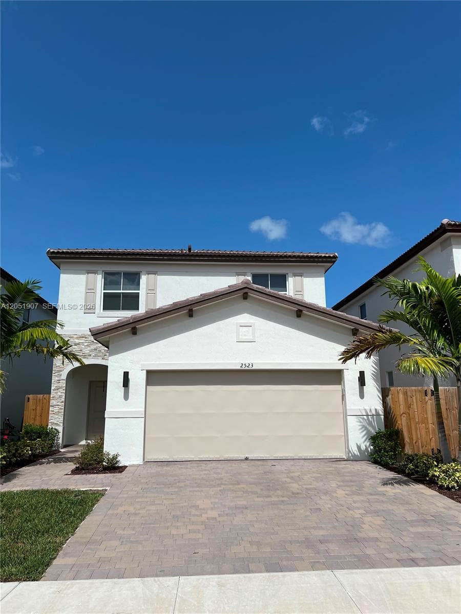 2523 SE 26th Ter, Homestead FL 33035