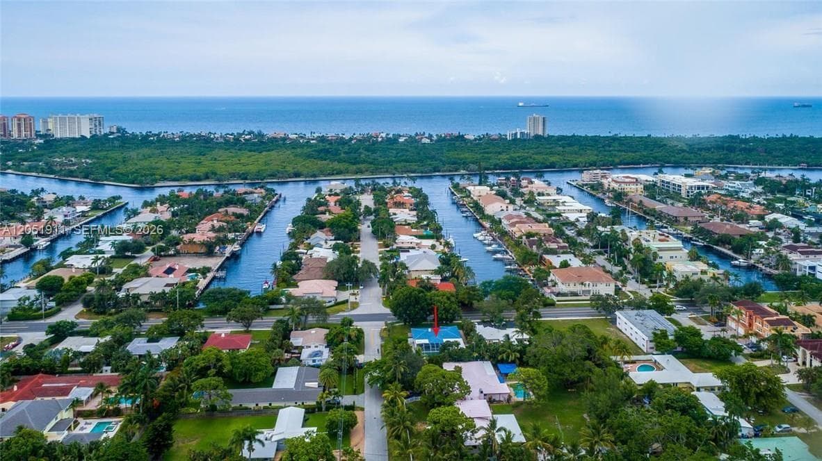 1529 Bayview Dr, Fort Lauderdale FL 33304