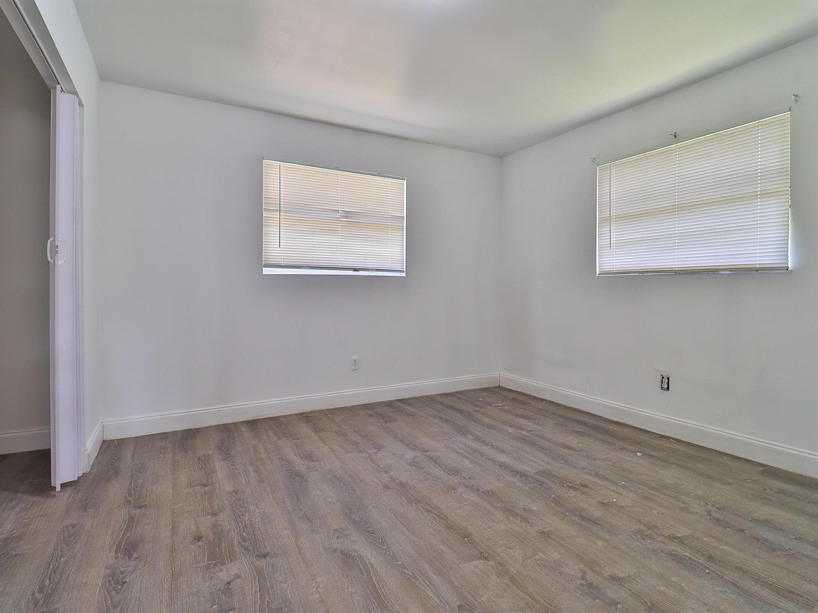 3024 W Dixie Boulevard, Fort Pierce FL 34946 photo 2