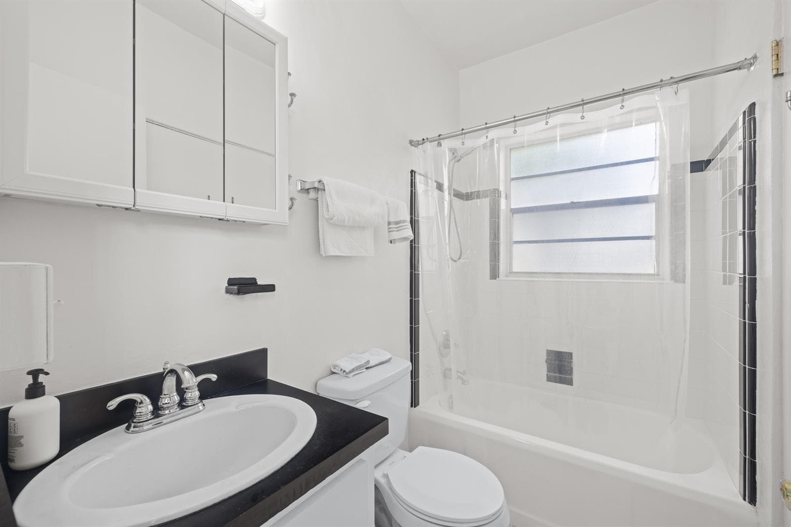 172 N County Road # 5, Palm Beach FL 33480 photo 4