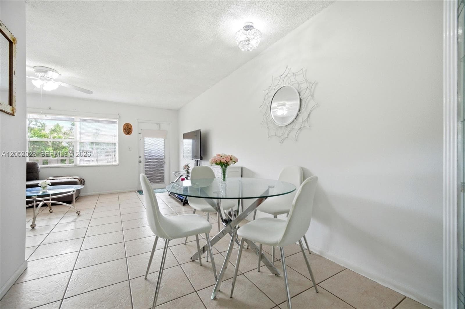 9101 Sunrise Lakes Blvd # 218, Sunrise FL 33322 photo 4