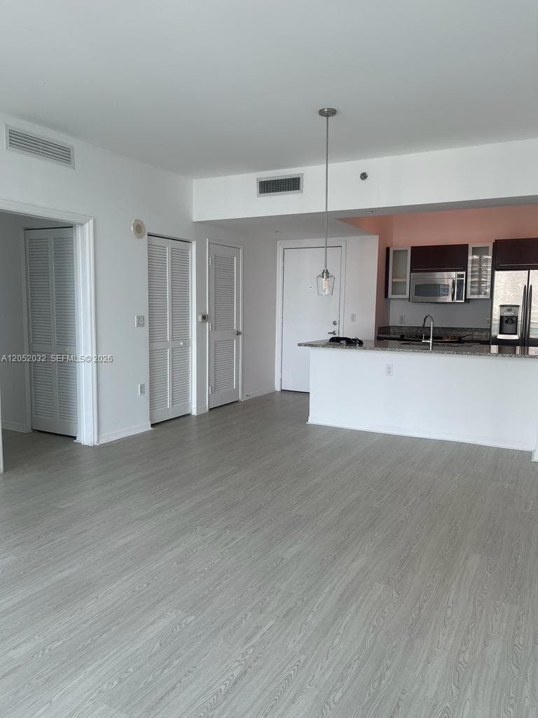 951 Brickell Ave # 2803, Miami FL 33131 photo 3
