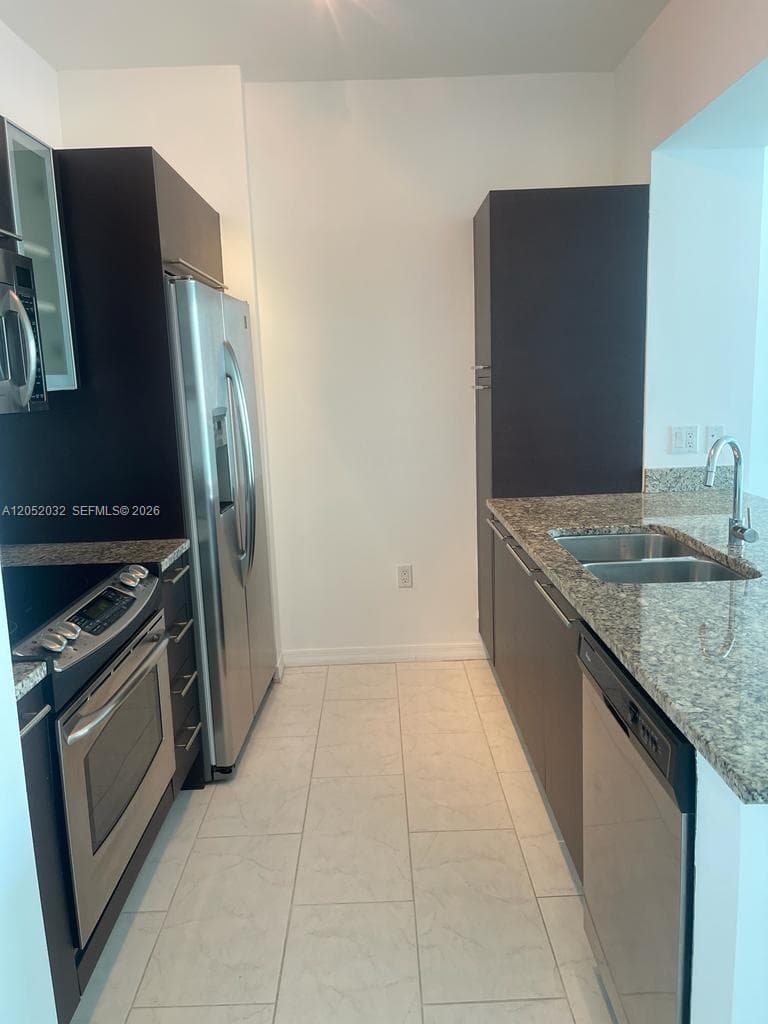 951 Brickell Ave # 2803, Miami FL 33131 photo 5