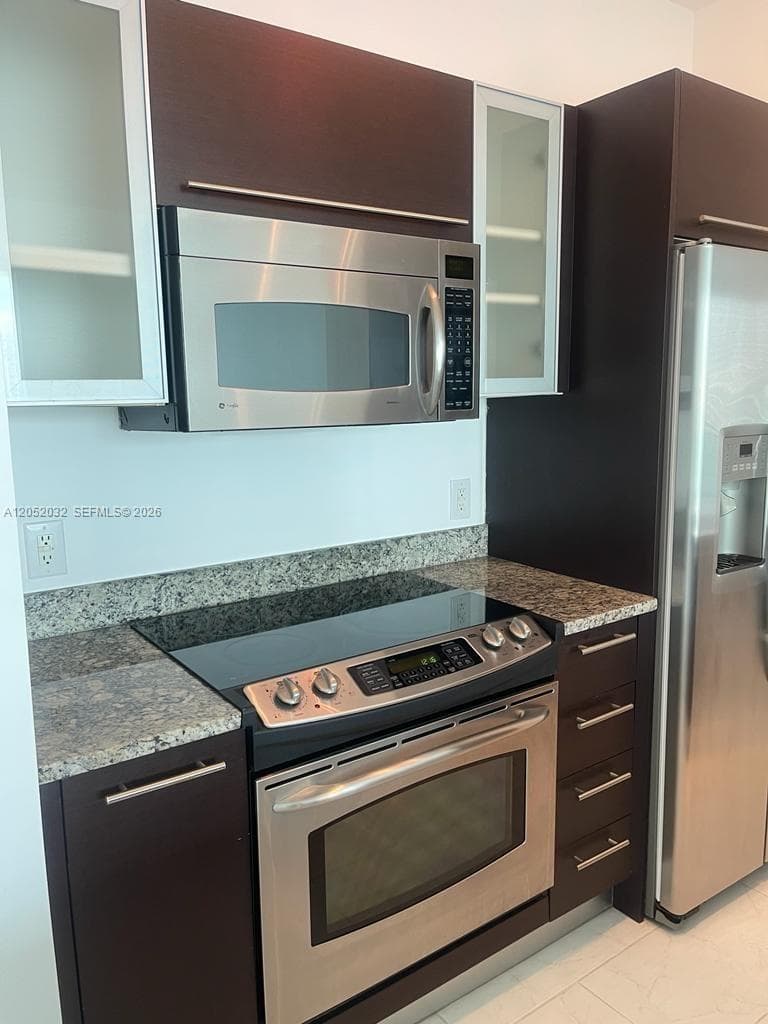 951 Brickell Ave # 2803, Miami FL 33131 photo 4