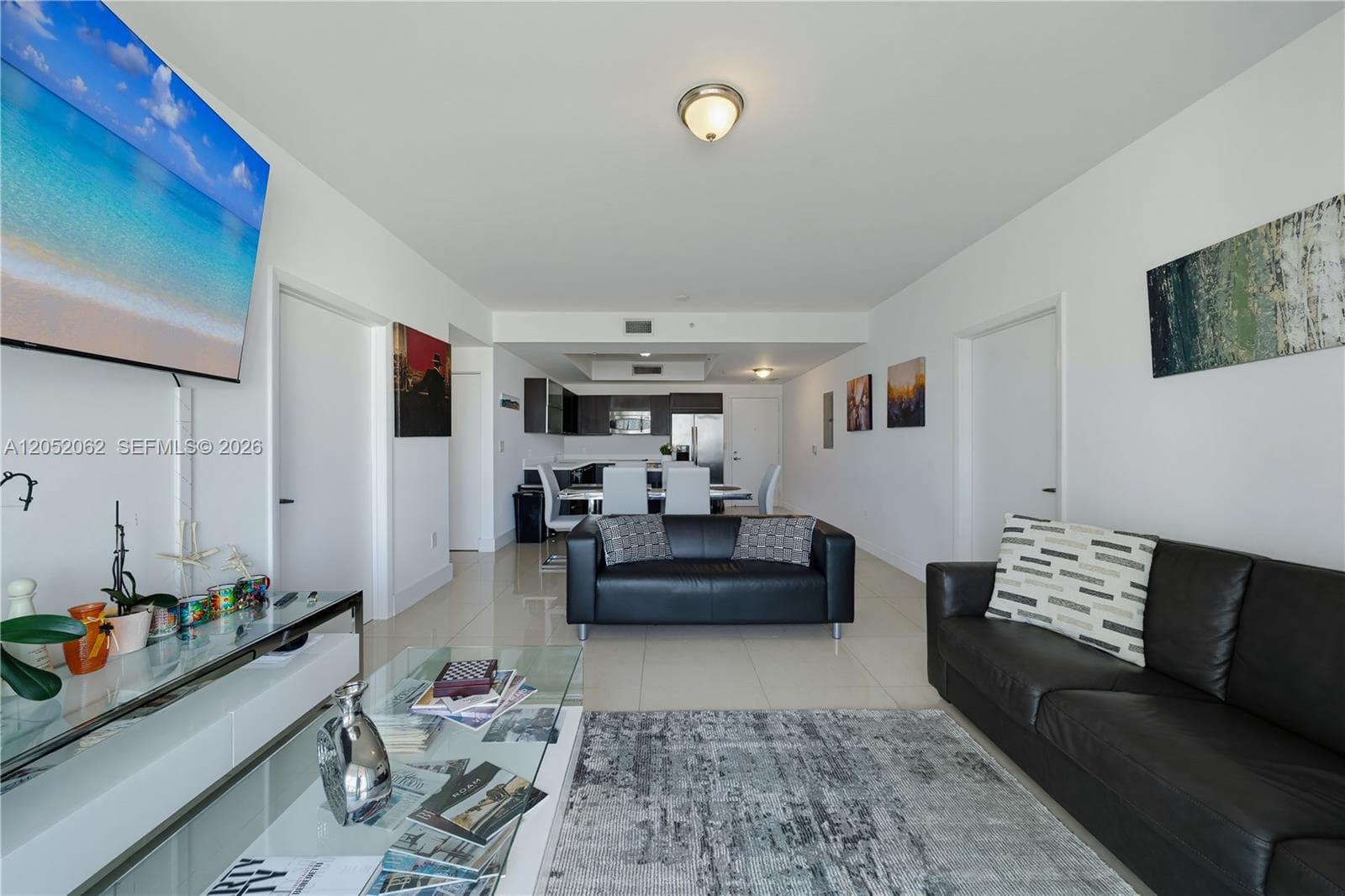 90 SW 3rd St # 3511, Miami FL 33130 photo 2