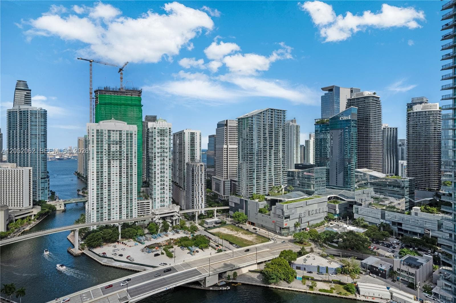 90 SW 3rd St # 3511, Miami FL 33130