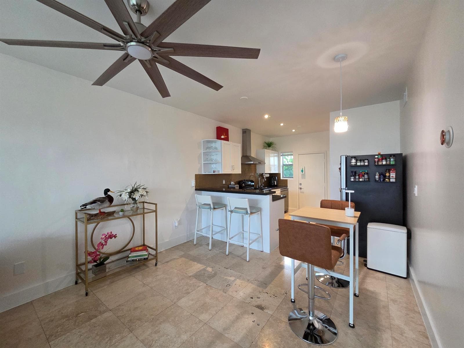 1045 Lenox Avenue # 6, Miami Beach FL 33139 photo 2