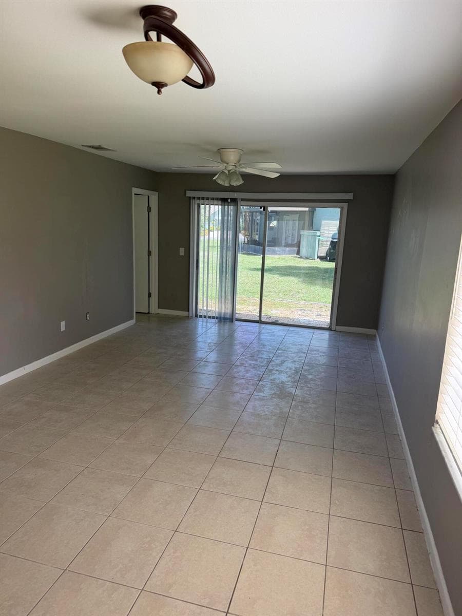 1456 SE Rivergreen Circle, Port St. Lucie FL 34952 photo 4