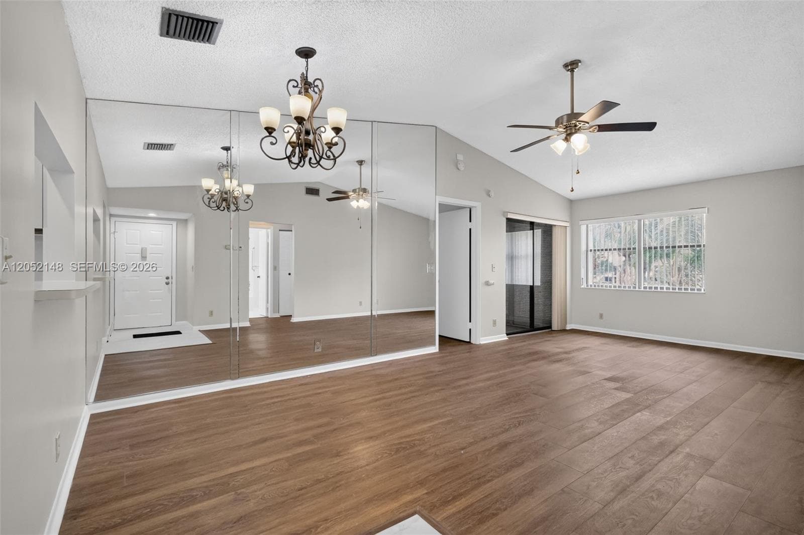 7626 Tahiti Ln # 204, Lake Worth FL 33467 photo 2