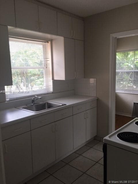 1002 SW 37th Ave # 3, Coral Gables FL 33127 photo 3