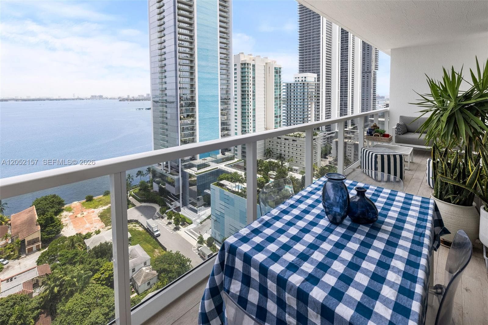 600 NE 27th St # 2202, Miami FL 33137 photo 2