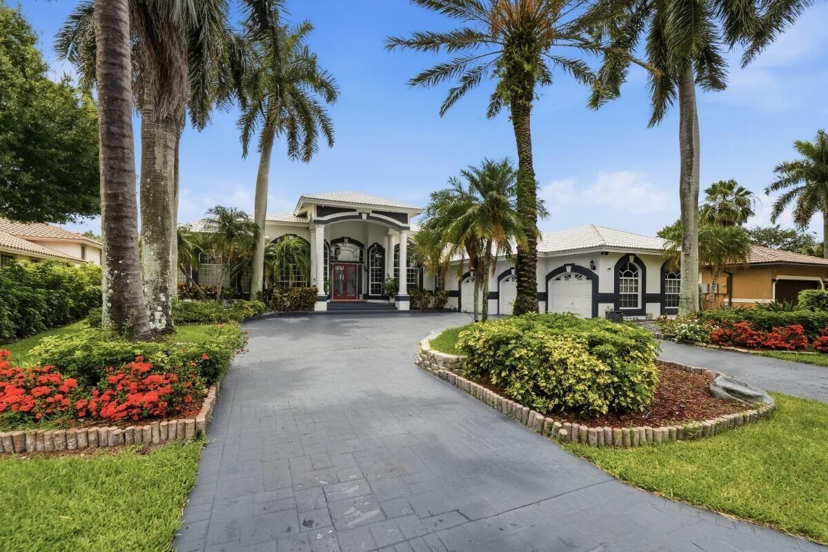 1716 NW 124th Way, Coral Springs FL 33071 photo 5