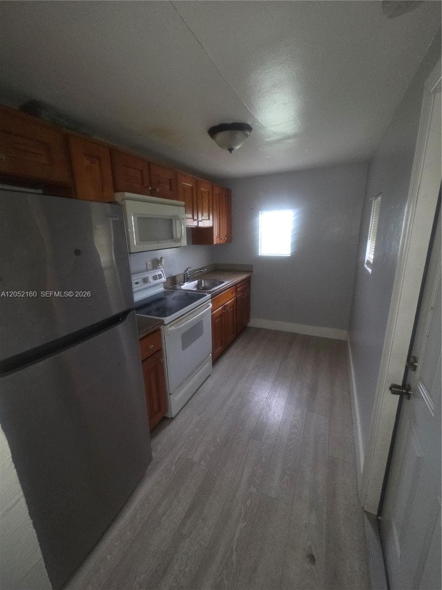 4017 SW 24th St # 4, West Park FL 33023 photo 5