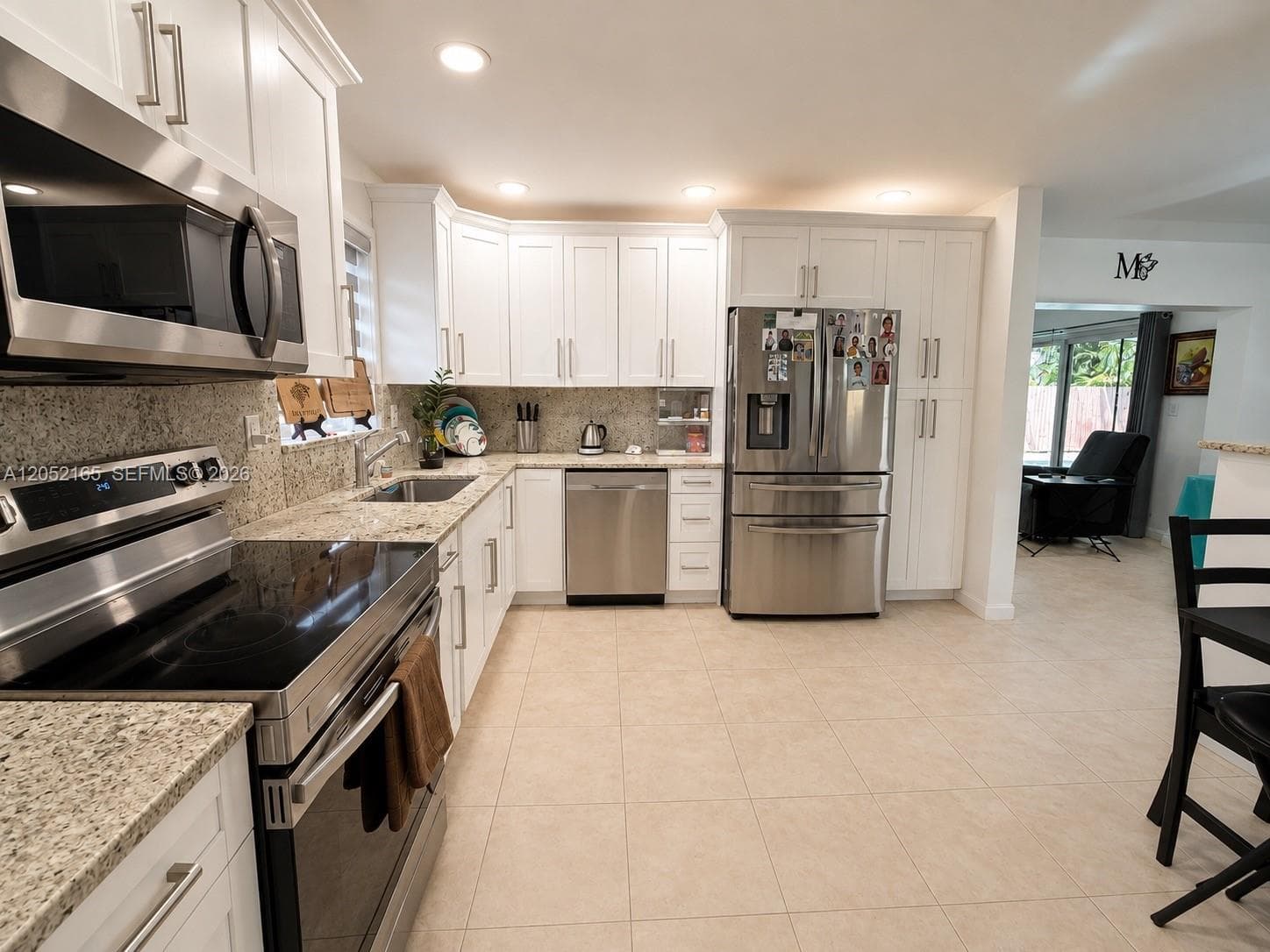 8291 NW 17th Ct, Pembroke Pines FL 33024 photo 2