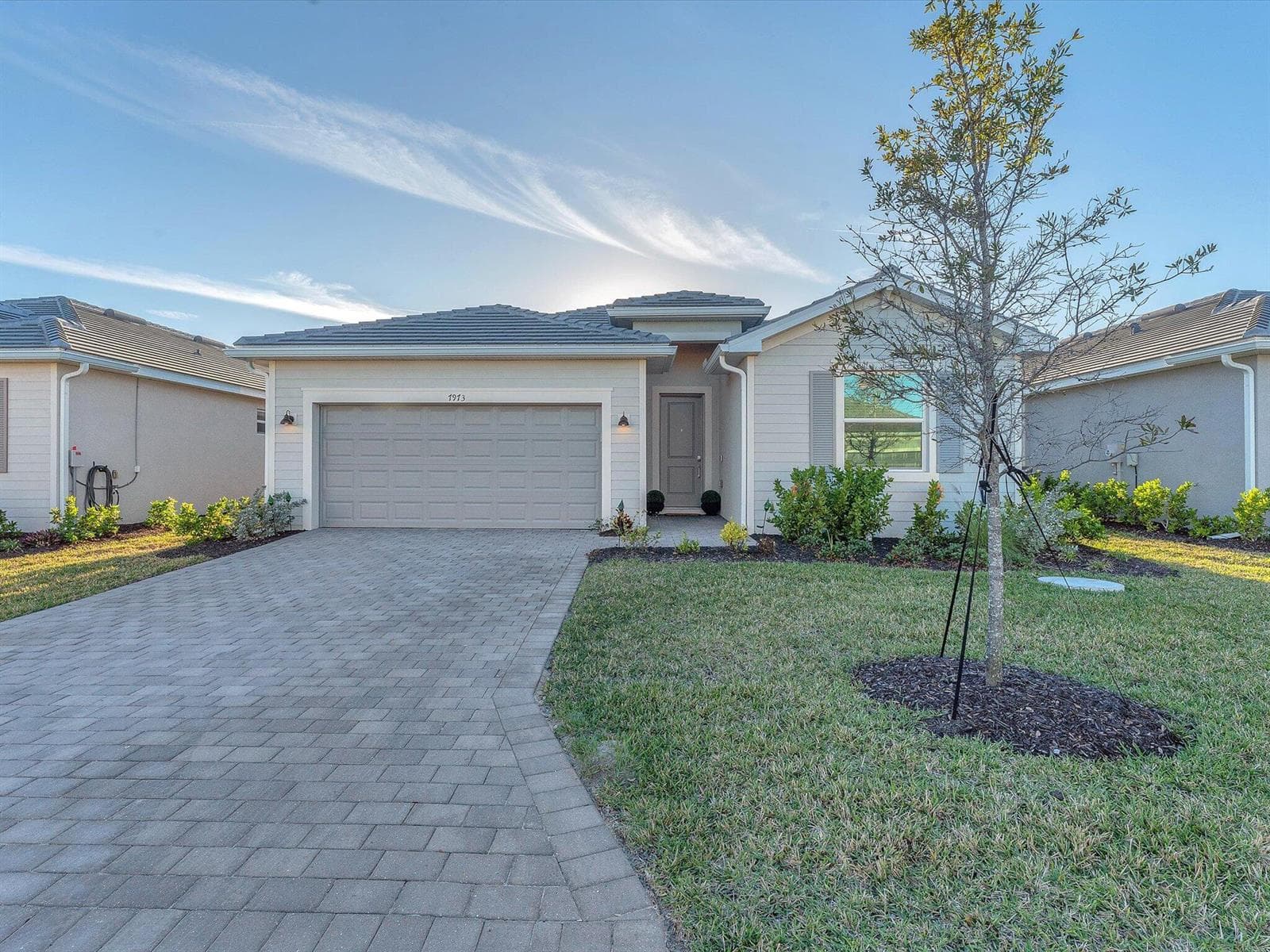 7973 Lakes Edge Lane, Port Charlotte FL 33981 photo 2