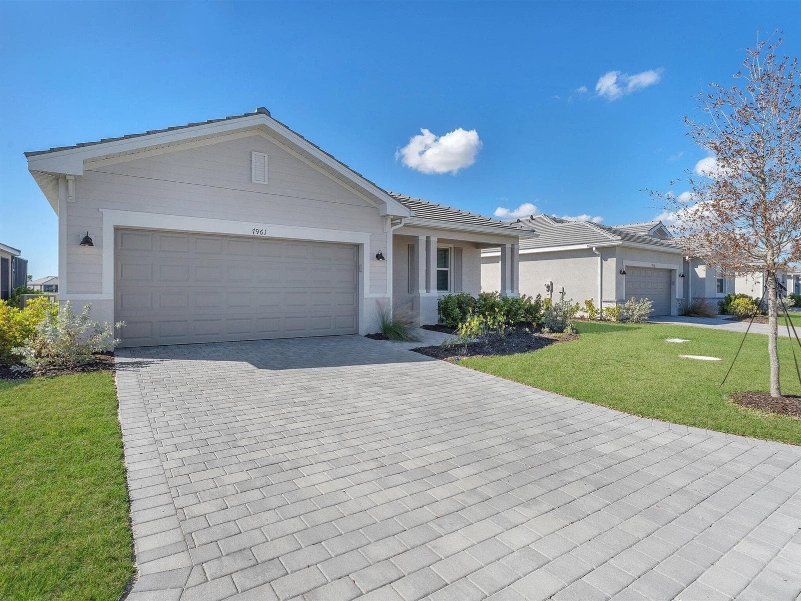 7961 Lakes Edge Lane, Port Charlotte FL 33981 photo 2