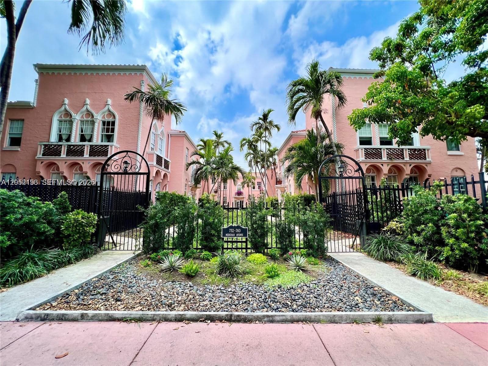 754 Meridian Ave # 15, Miami Beach FL 33139 photo 3