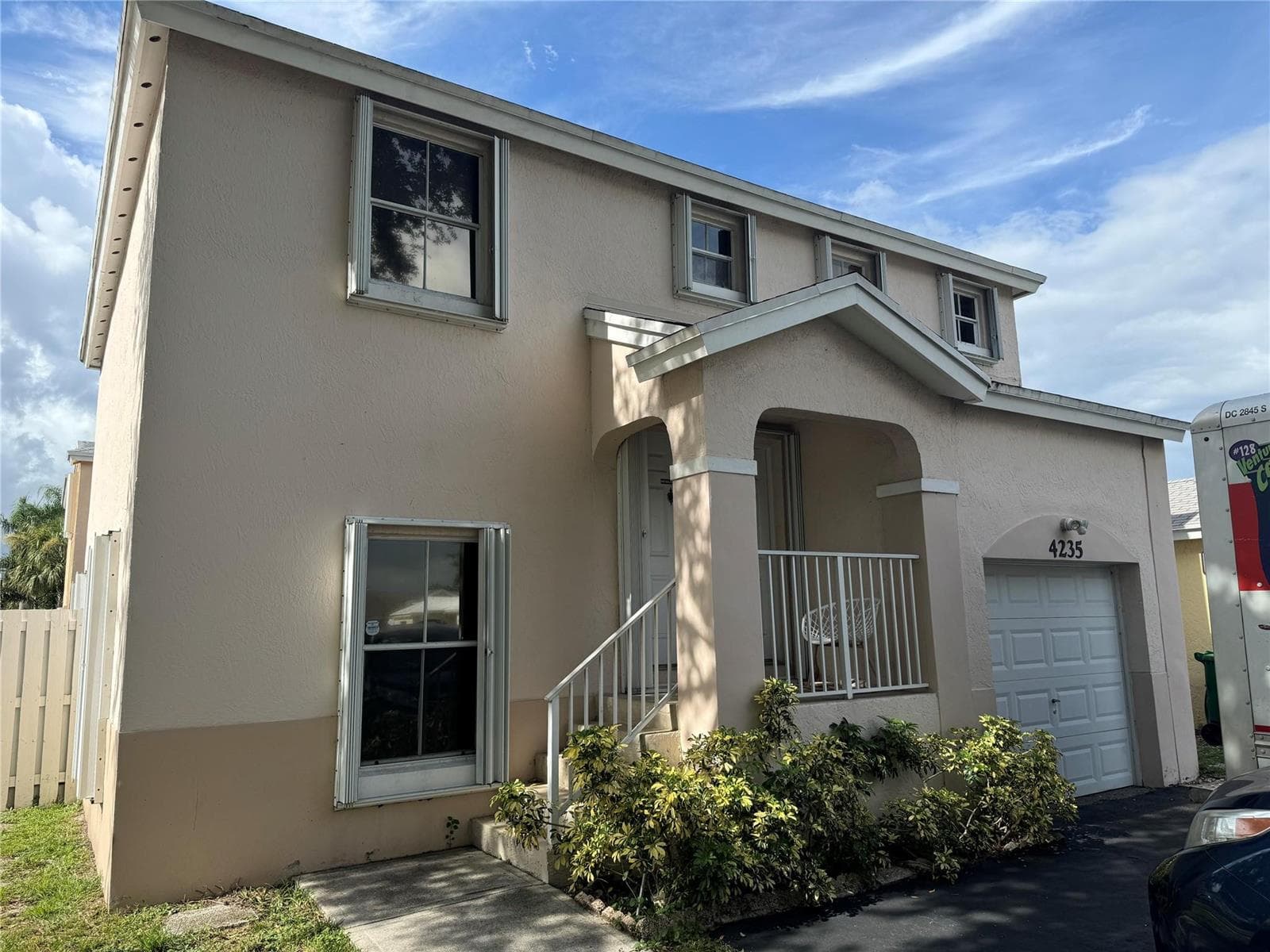 4235 SW 72nd Way, Davie FL 33314