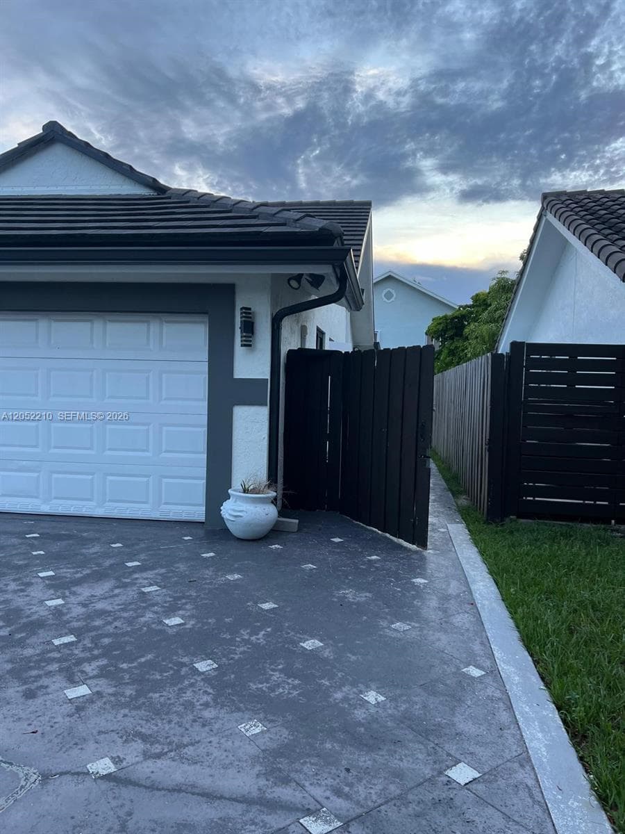 10822 SW 142nd Ct # 1, Miami, FL 33186
