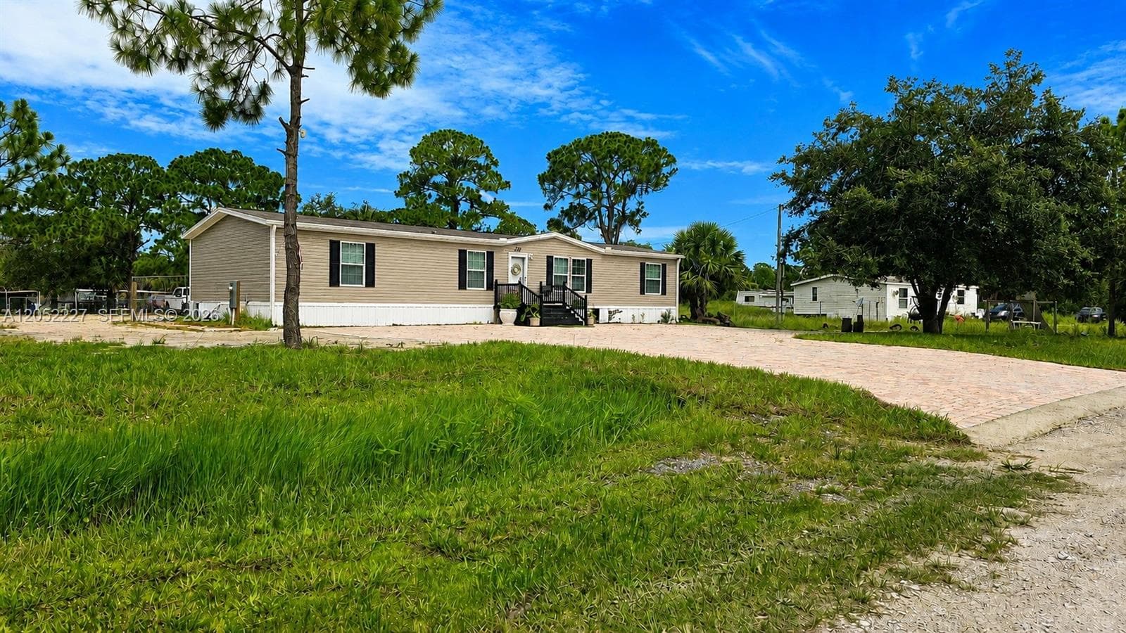220 S Kennel ST, Clewiston FL 33440