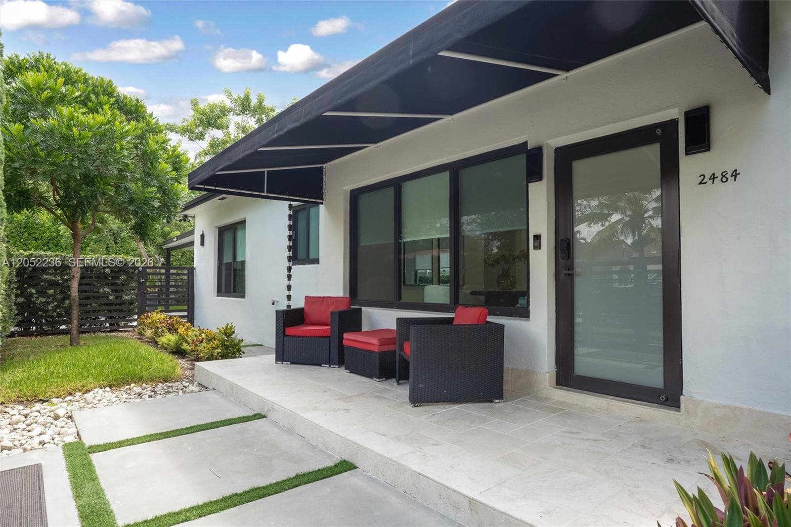 2484 SW 25th St, Miami FL 33133 photo 3