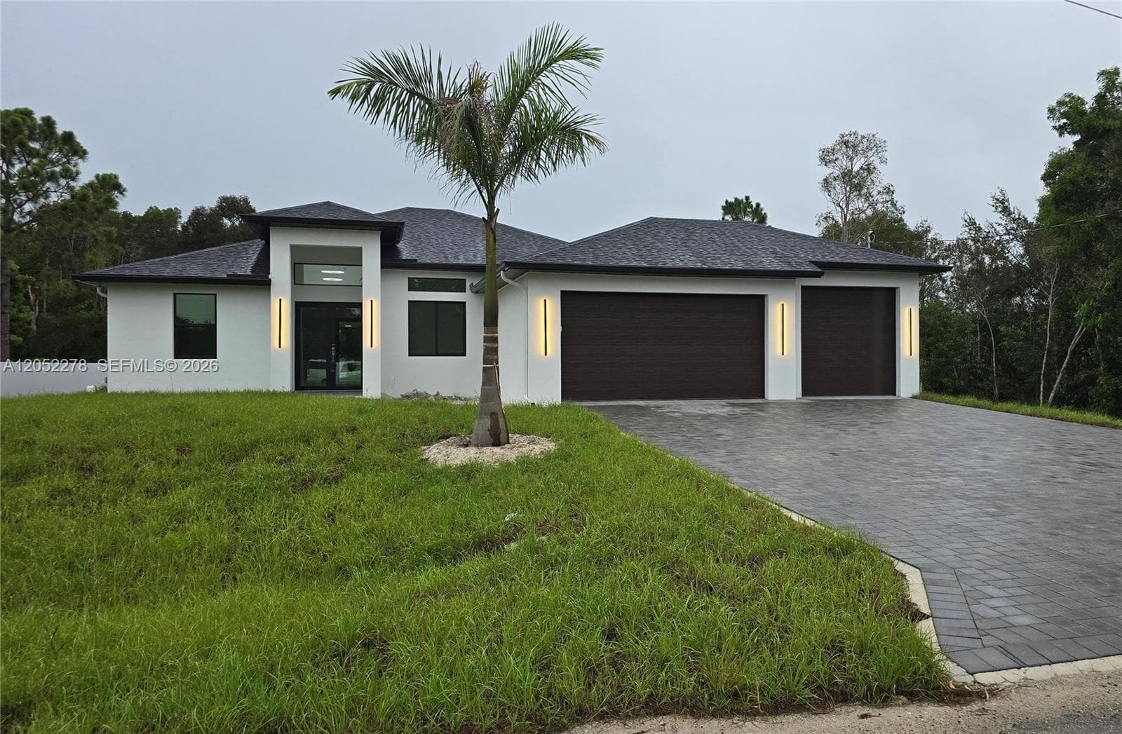 728 N LaPlata Ave, Lehigh Acres FL 33974 photo 2