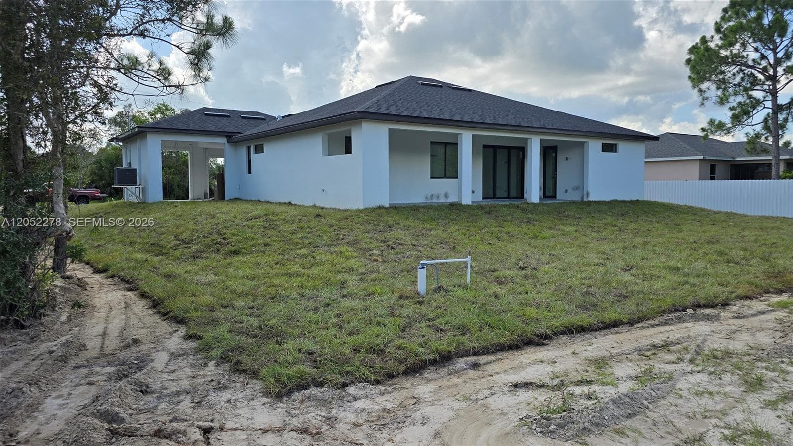 728 N LaPlata Ave, Lehigh Acres FL 33974 photo 4
