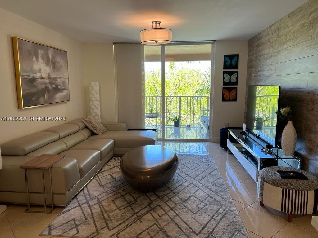 19901 E Country Club Dr # 2505, Aventura FL 33180