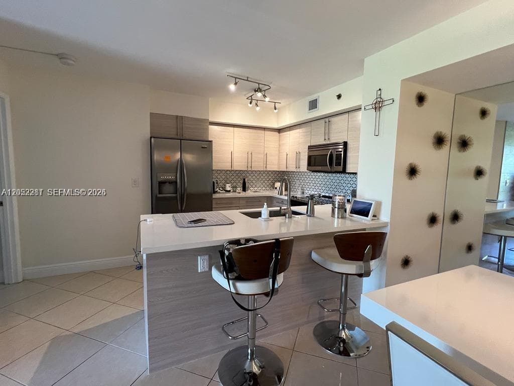 19901 E Country Club Dr # 2505, Aventura FL 33180 photo 4