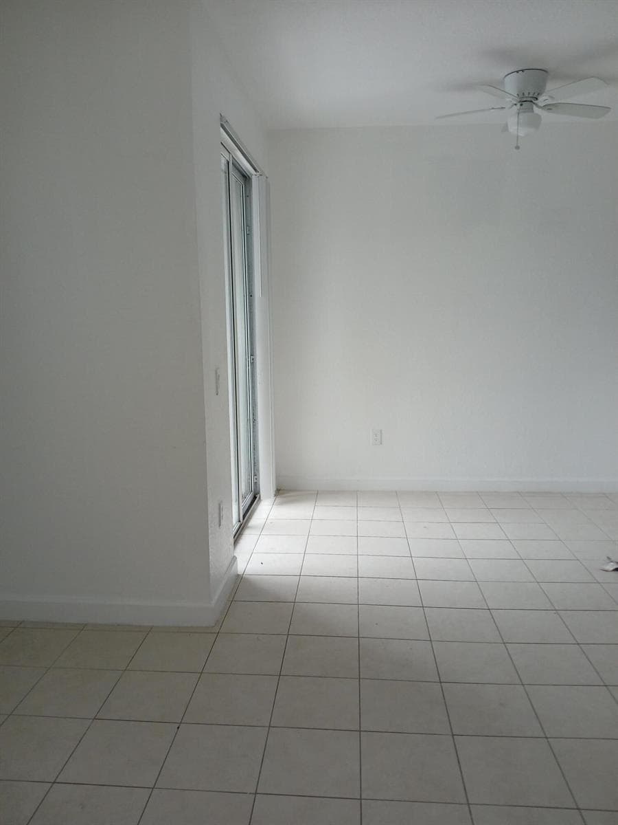 2127 Shoma Drive, Royal Palm Beach FL 33414 photo 5