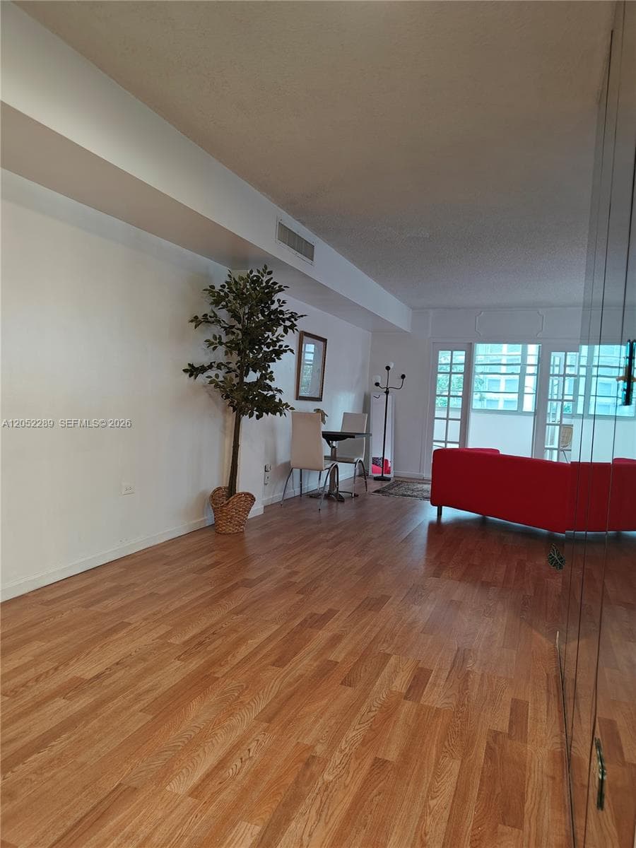 825 Brickell Bay Dr # 350, Miami FL 33131 photo 3