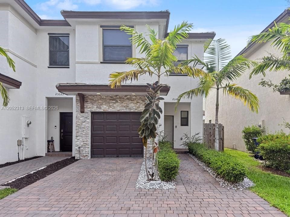 25545 SW 109th Ave, Homestead FL 33032
