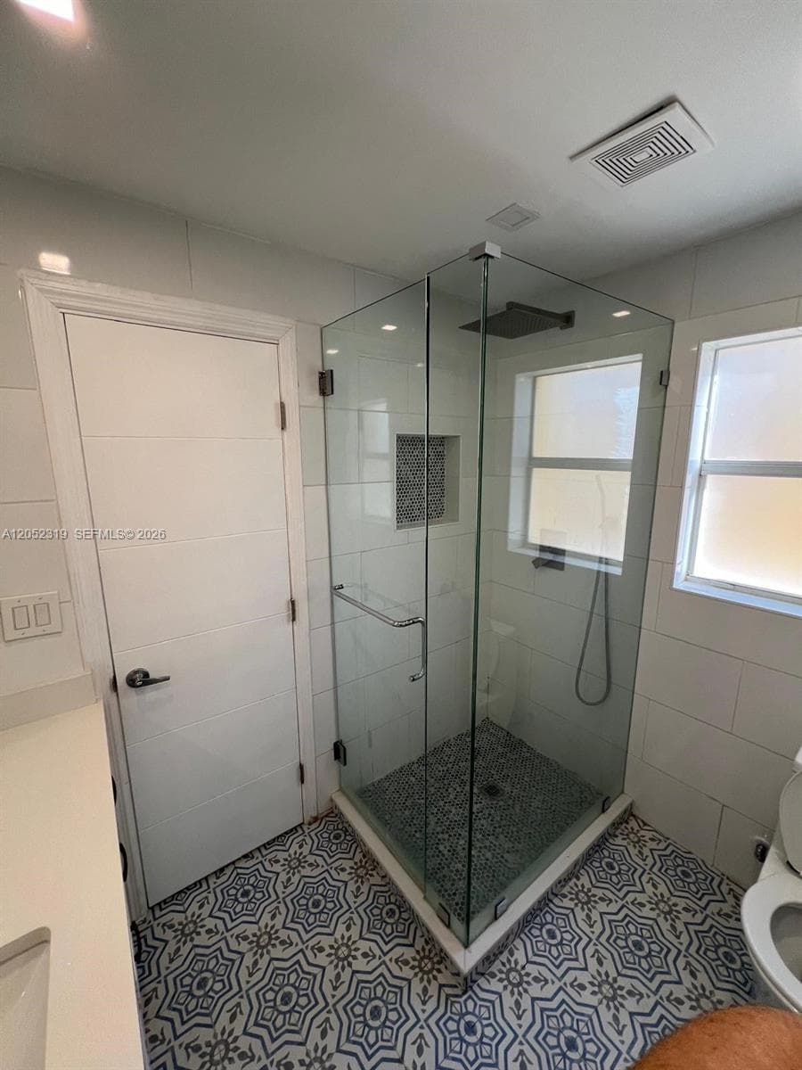 1612 Harrison St # 11, Hollywood, FL 33020 photo 3