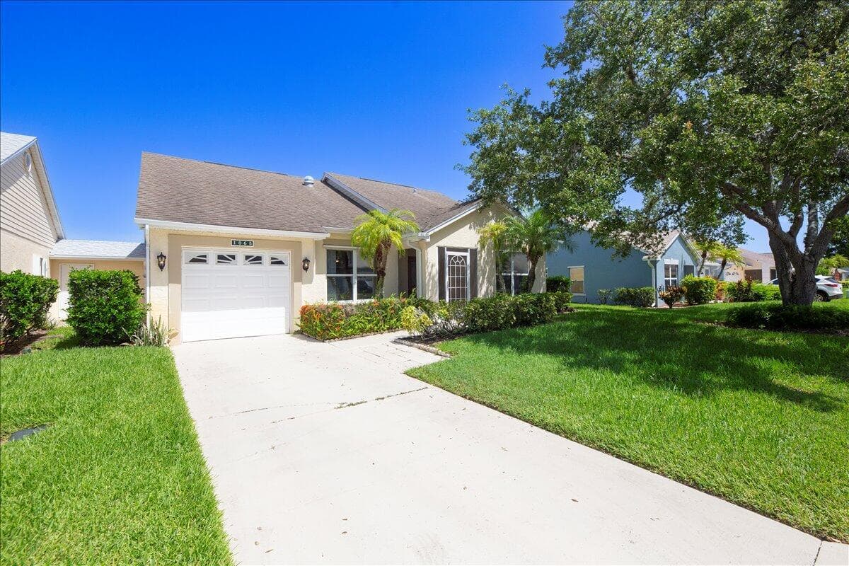1065 NW Tuscany Drive, Port St. Lucie FL 34986 photo 4