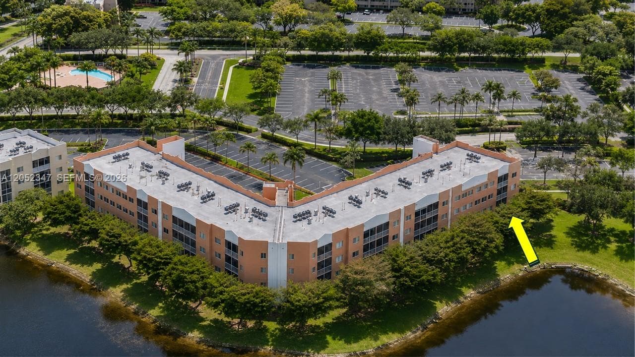 7735 Yardley Dr # 101, Tamarac FL 33321 photo 2