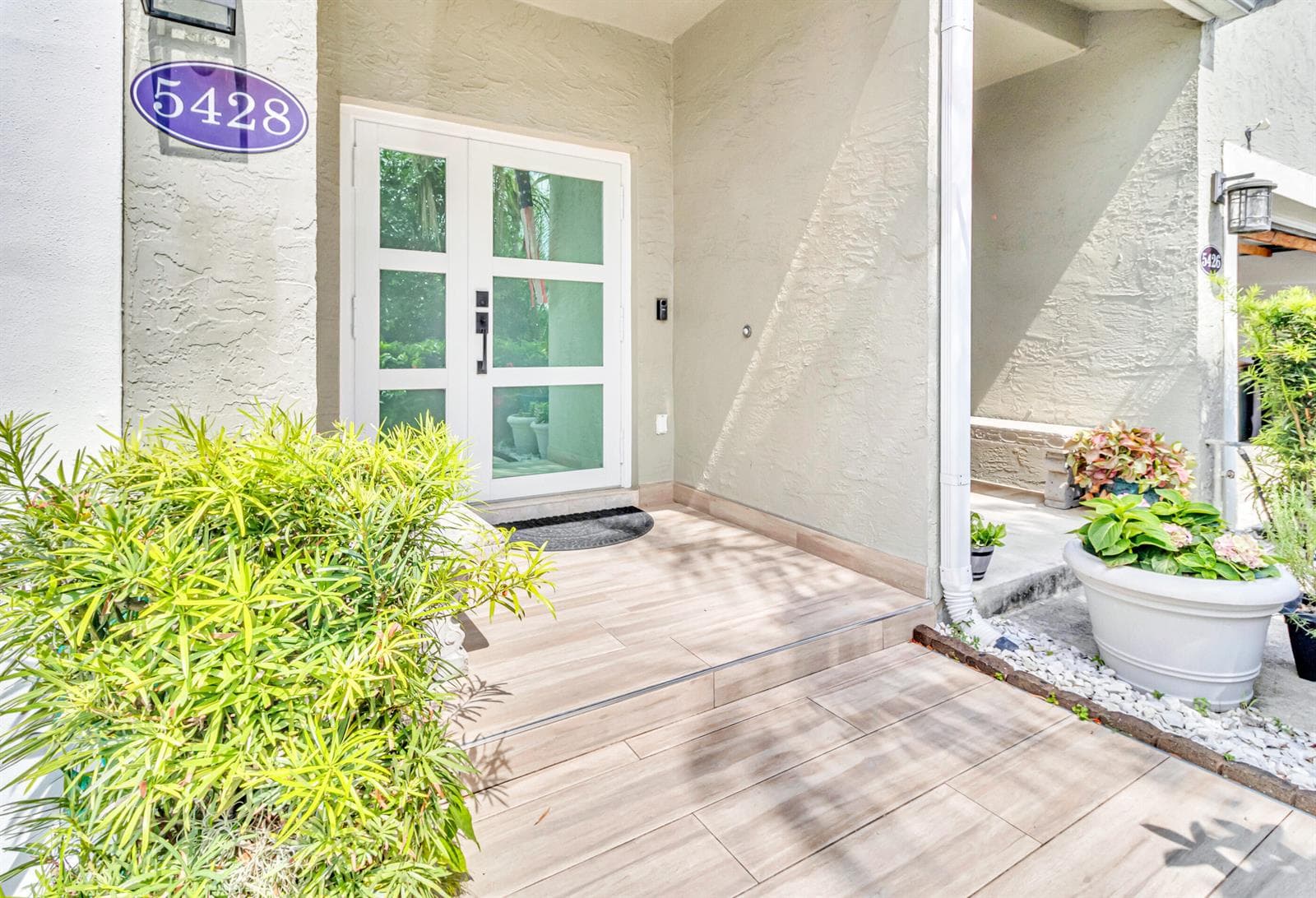 5428 Pointe Villa Drive, Lighthouse Point FL 33064 photo 2