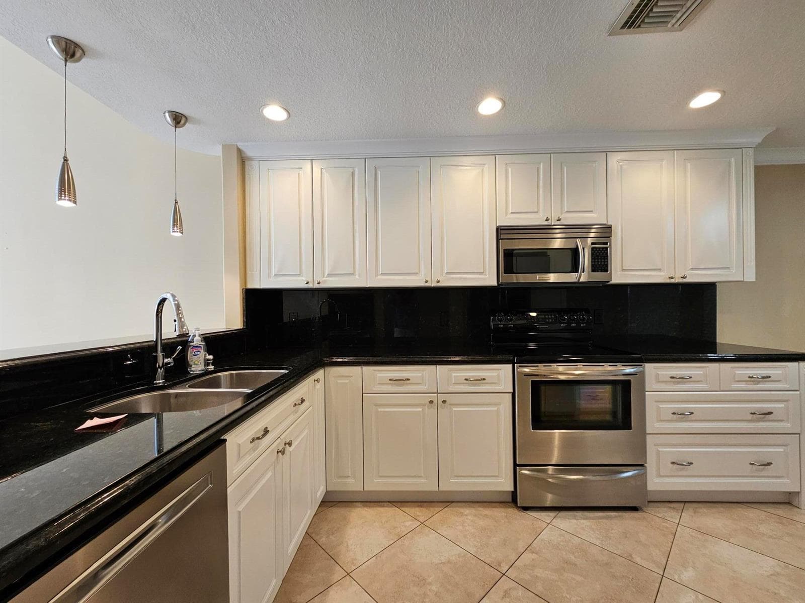 7526 Pinewalk Drive S # 174, Margate FL 33063 photo 3