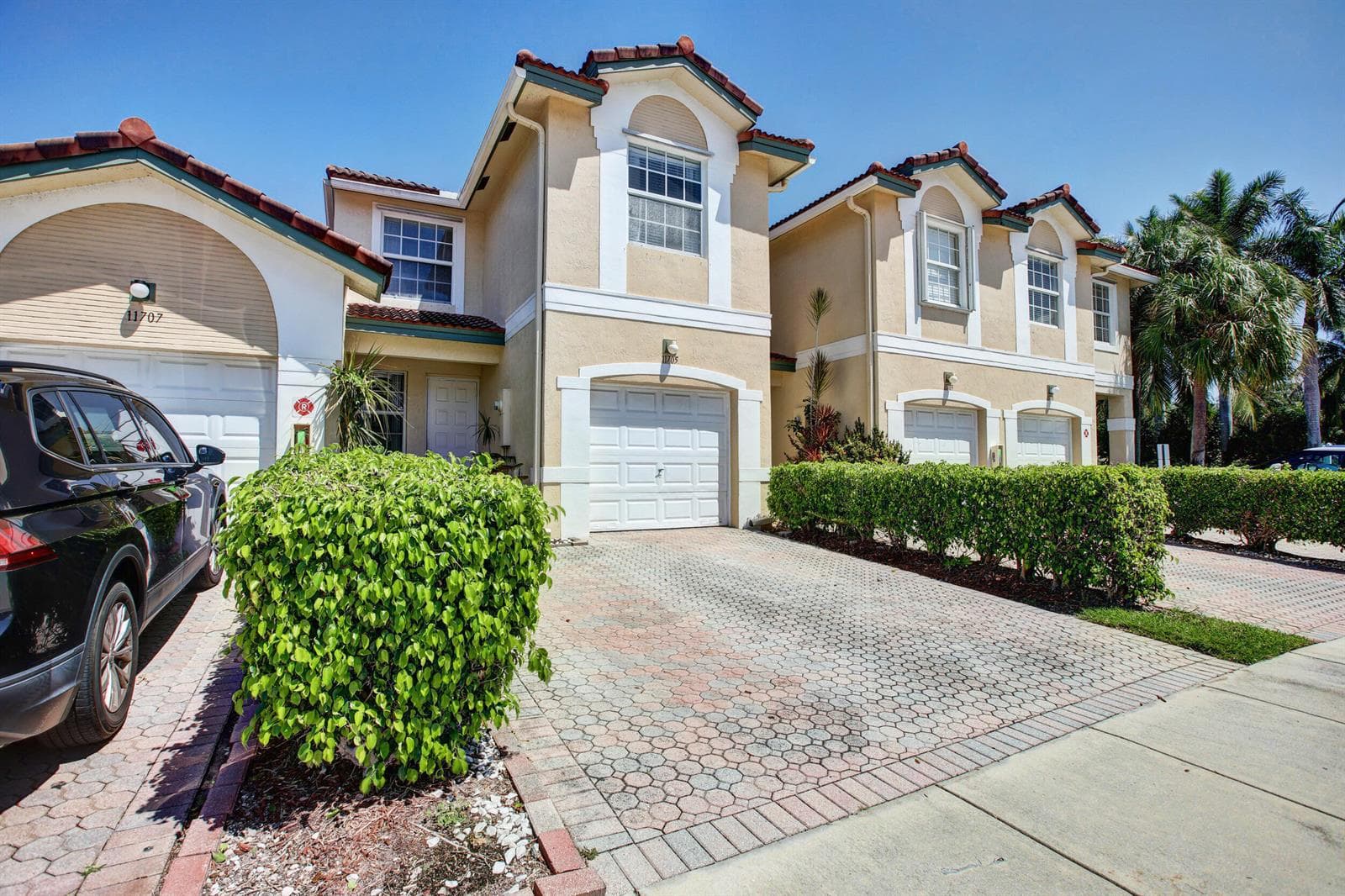 11705 NW 47th Drive, Coral Springs FL 33076 photo 2