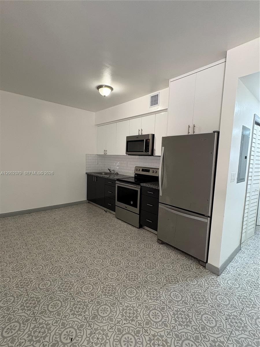10120 W Fern St, Miami FL 33157 photo 3