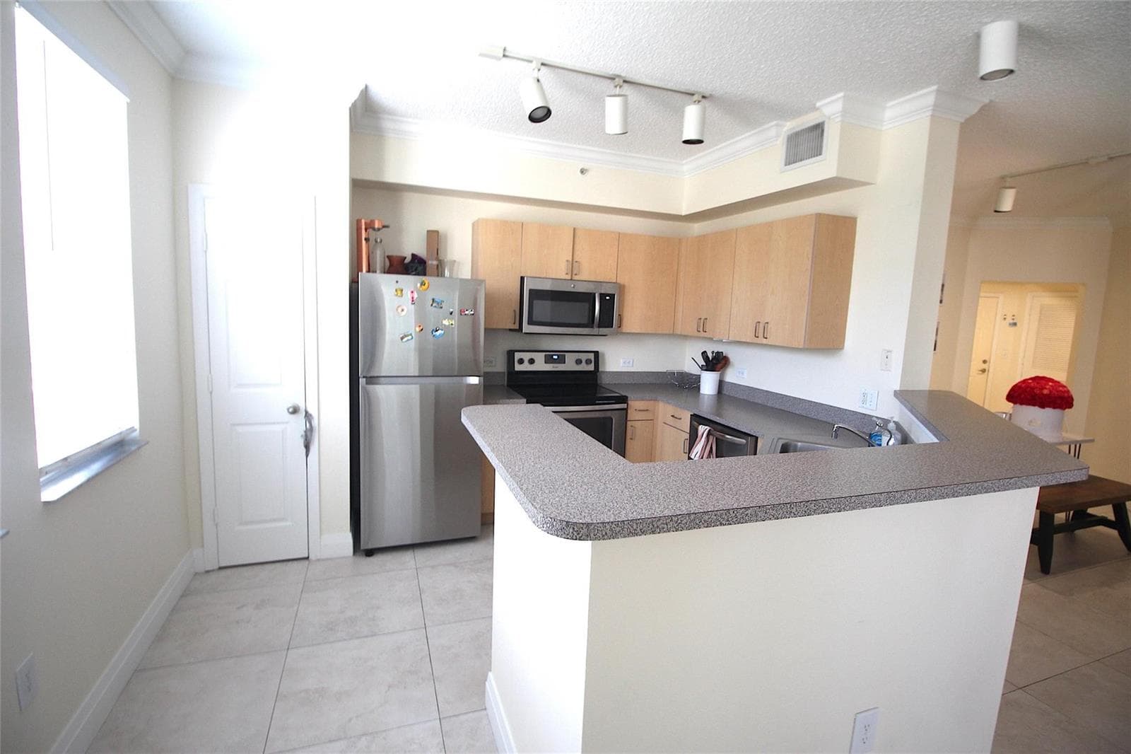 533 NE 3rd Avenue # 227, Fort Lauderdale FL 33301 photo 5