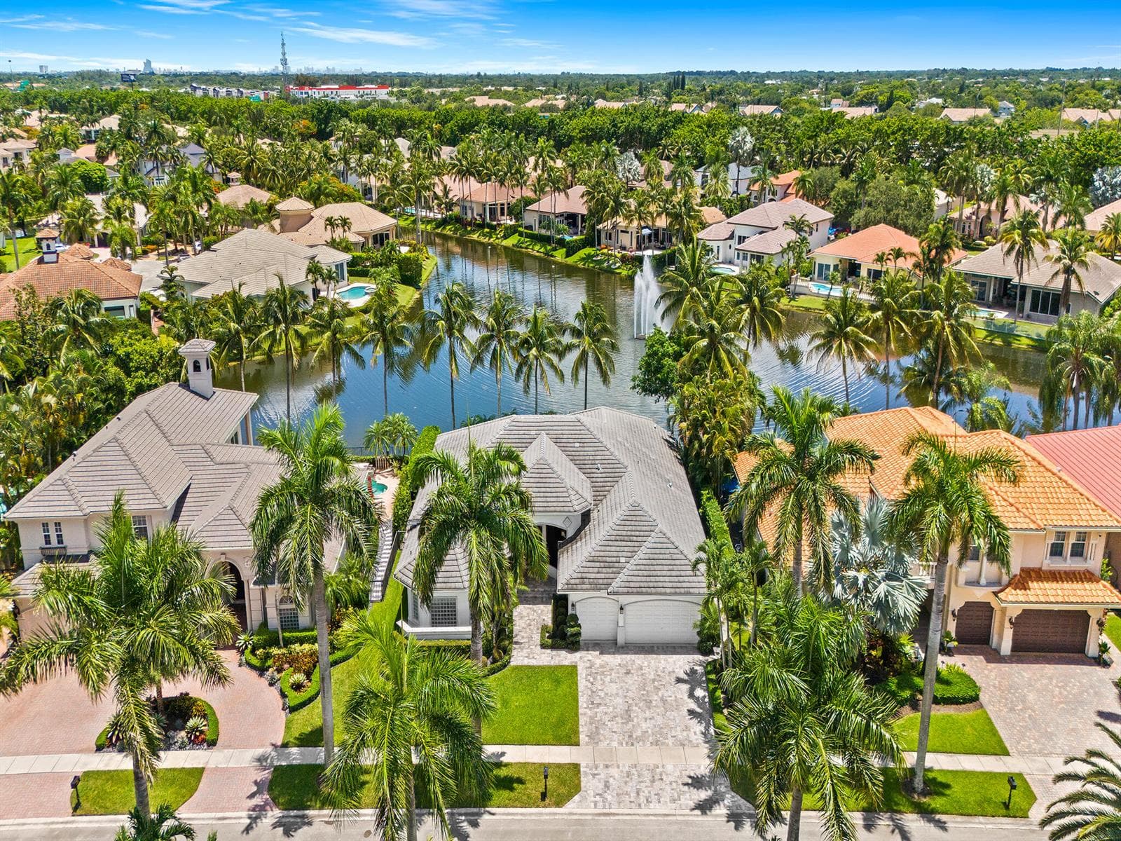 10920 Hawks Vista Street, Plantation FL 33324 photo 4