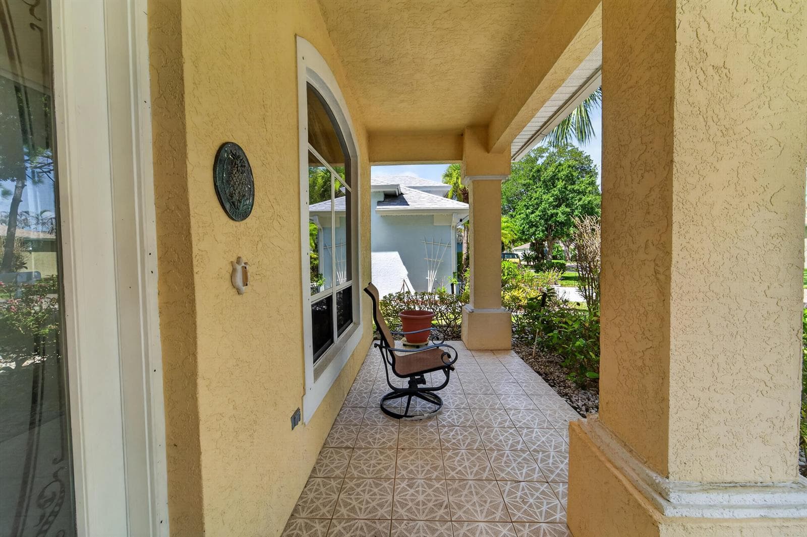 562 NW Lambrusco Drive, Port St. Lucie FL 34986 photo 5